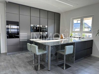 Topmoderner Bungalow mit Privatweg!