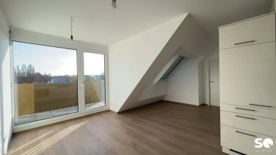 # SQ - ELEGANTE 2 ZIMMER DG-WOHNUNG MIT 2 TERRASSEN - BEFRISTET VERMIETET BIS 30.06.2025