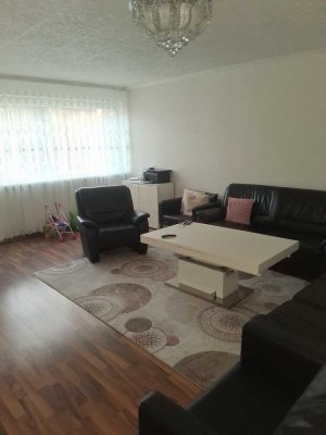 °°° 4- Zimmer-Wohnung mit großem Balkon zum 01.06.26 °°°