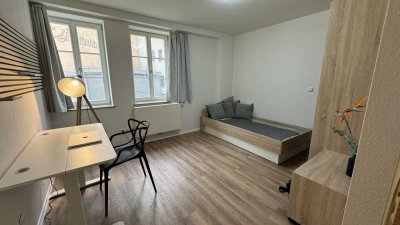 Möbliertes Appartement, Bestlage am Martin-Luther-Platz! Smarthome-(Heizung), Denkmalschutz