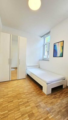 "Koffer packen und Einziehen"- Schmuckstück im Erlanger Zentrum