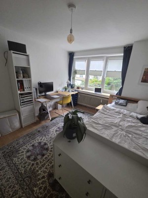 Helle 2-Zimmer-Wohnung mit Balkon in Aachen-Mitte