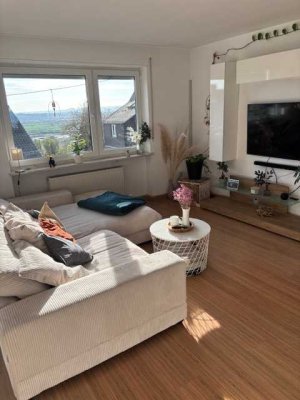 Ansprechende und gepflegte 2-Zimmer-Wohnung mit Balkon und EBK in Weitersburg