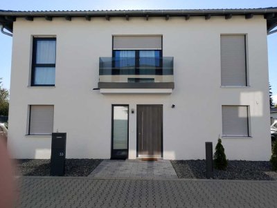 Exklusive Luxus-Stadtvilla in Taucha bei Leipzig - 6 Zimmer, Designer-Küche & PV