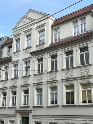 ruhige 3-Raumwohnung Nähe Zoo mit großem Südbalkon im Grünen