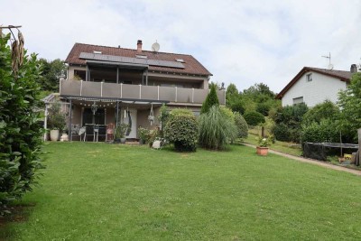 ✨ Ein wunderschönes Zweifamilienhaus sucht neue Besitzer! ✨
