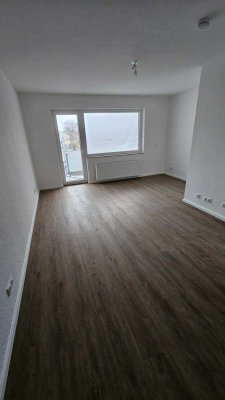 Köln-Vingst frisch saniertes Appartement 35qm² mit offener Küche, Balkon