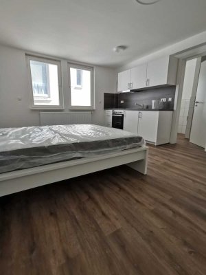 Geschmackvolle 1-Zimmer-Wohnung mit gehobener Innenausstattung in Esslingen am Neckar