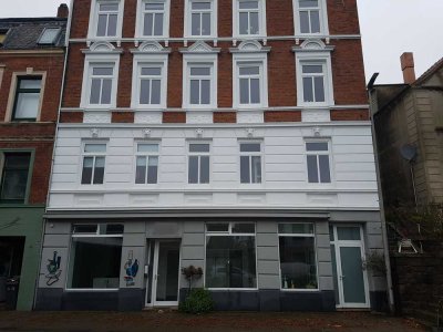 Im charmanten Altbau citynah wohnen