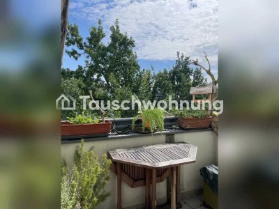 Tauschwohnung: Schöne helle Altbauwohnung mit Balkon
