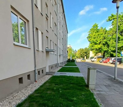 Nähe Schillerpark - schöne 2-Raum-Wohnung - Dachgeschoss