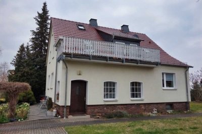 Großzügiges Wohnen auf großem Grundstück
