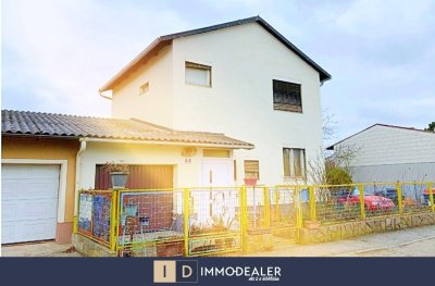 ** SANIERUNGSBEDÜRFTIGES EINFAMILIENHAUS AUF 820M2 EIGENGRUND MIT POTENZIAL IN STRASSHOF **