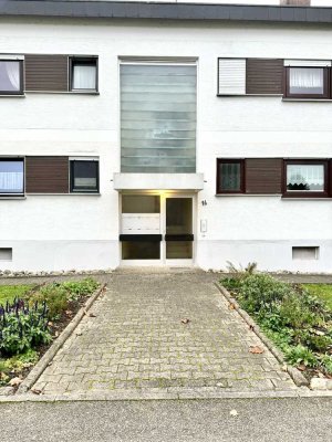 Von privat: 3 Zi. Wohnung mit Balkon & unverbaubarem Blick auf den Schwarzwald!