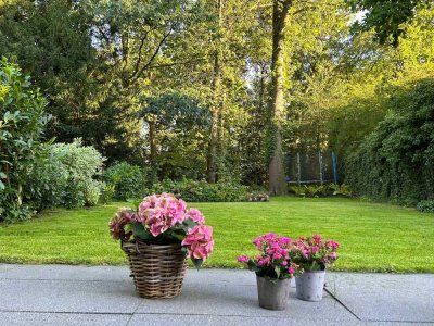 Wunderschöne Vierzimmerwohnung mit großem Garten und großer Terrasse in Essen Bredeney von privat