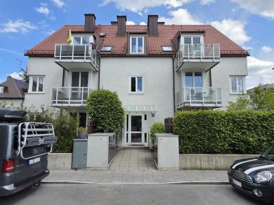 Nähe Waldfriedhof: Möblierte 2-Zimmer Wohnung, ruhige Lage m. Terrasse - von Privat (o.M.)