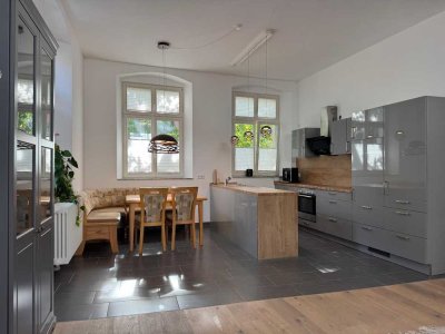 Für Senioren: Top sanierte Altstadtwohnung in zentraler Lage!