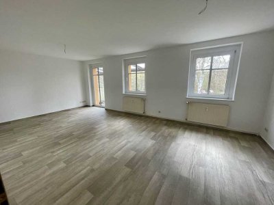 �  wunderschöne 2 Zi.-Wohnung mit großem Balkon� im Zentrum�