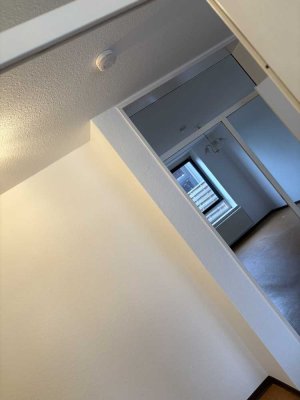 Vollständig renovierte 2-Zimmer-Wohnung mit Balkon und Einbauküche in Osnabrück