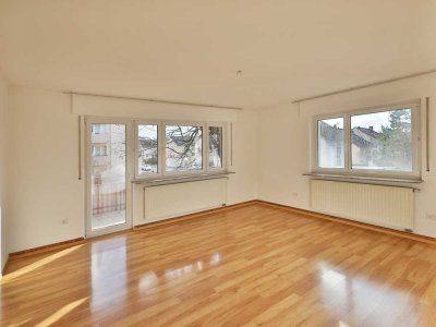 Riesiges **WG-ZIMMER** mit Balkon in Ludwigsburg Ost