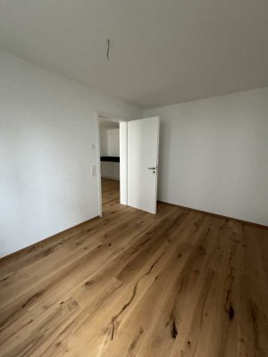 Erstbezug 2-Raum-Wohnung mit gehobener Innenausstattung mit Einbauküche in Kressbronn