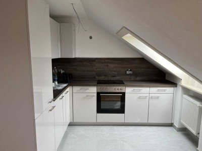 Erstbezug nach Sanierung: freundliche 2-Zimmer-Wohnung mit EBK in Neufahrn