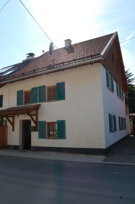 Gemütliche Doppelhaushälfte altes Bauernhaus in Waal im Ostallgäu