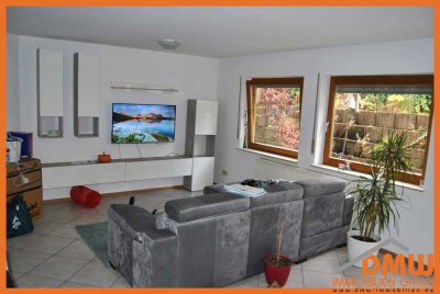 Schöne und ruhig gelegene 2 ZKB, Terrasse Bad m Dusche, Abstellkammer u Stellplatz