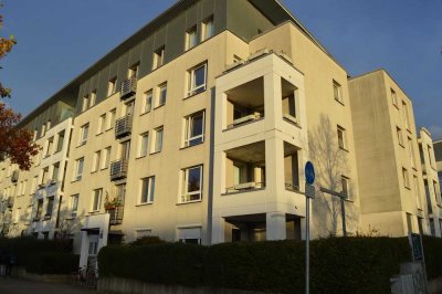 Moderne 3-Zimmer-Wohnung mit Balkon und EBK