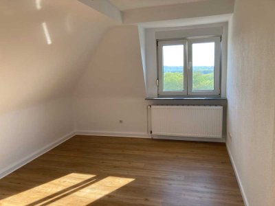 2-Zimmer Dachgeschosswohnung mit ca. 49 qm