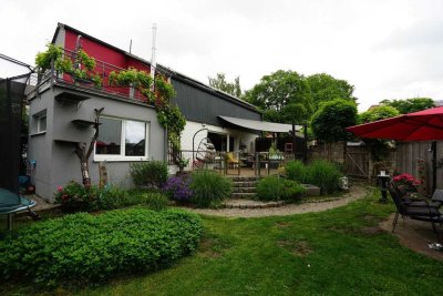 Familienfreundliches Einfamilienhaus mit großem Garten und idealer Anbindung
