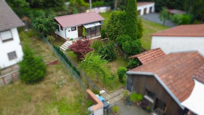 Kleines Paradies im Grünen - Wochenendhaus mit Charme!