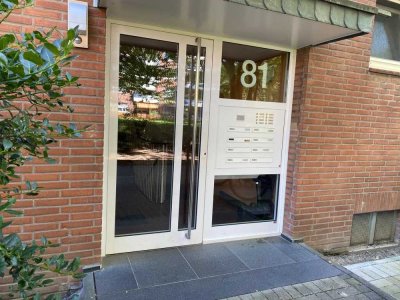 Wunderschöne helle 2-Zimmer Wohnung im 3. OG mit Balkon in ruhiger Lage