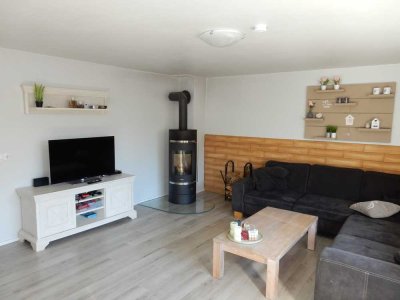 Drei Ferienwohnungen oder Gruppenhaus Nicht renovieren aber sofort einziehen oder  vermieten!