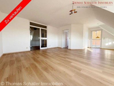 Charmante 3-Zimmer-Dachgeschosswohnung mit Eckbalkon in Münchaurach