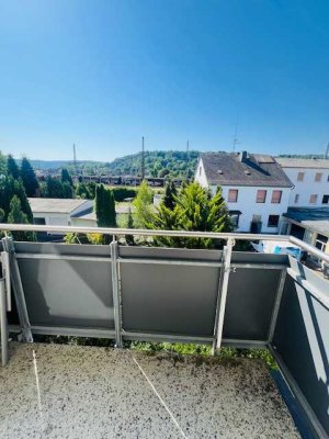 Helle 3-Zimmer-Wohnung mit Balkon in Koblenz