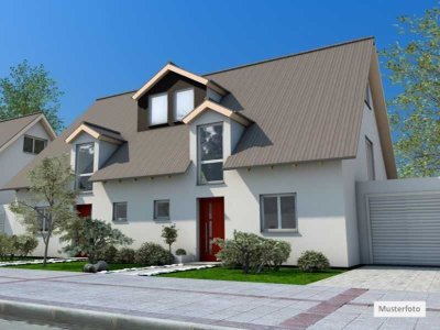 Provisionsfrei Einfamilienhaus in 63150 Heusenstamm, Bürgermeister-Kämmerer-Str.