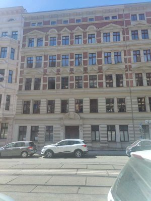 2 Zimmer Wohnung mit Balkon und Küche