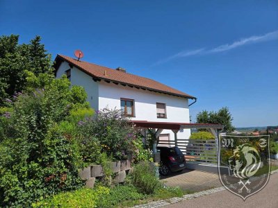 Großzügiges Wohnhaus mit ELW, Wintergarten & Sauna – Ideal für Mehrgenerationen in ruhiger Hanglage