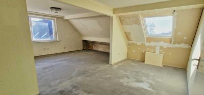 **Reduziert und Provisionsfrei** Dachgeschosswohnung mit viel Potential in Essen