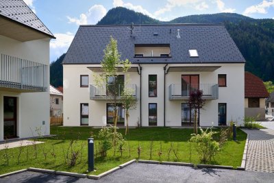 Helle 3-Zimmer-Wohnung im Erdgeschoss mit Terrasse inklusive Küchenblock - geförderte Miete - 3 Zimmer