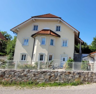 Charmantes Einfamilienhaus in Asperhofen – Ruhelage mit Fernblick