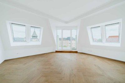 **NEU** Frisch saniertes Penthouse mit Dachterrasse im Altbau - Nähe Tempelhoferfeld WE3