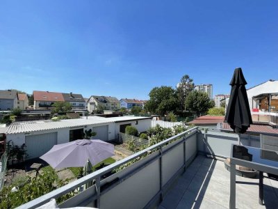 Wunderschöne 2,5 Zimmerwohnung an der Bergstraße