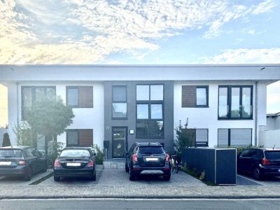 Schöne 2-Zimmerwohnung mit einem größzügigen Sonnenbalkon (Süd-Westseite)