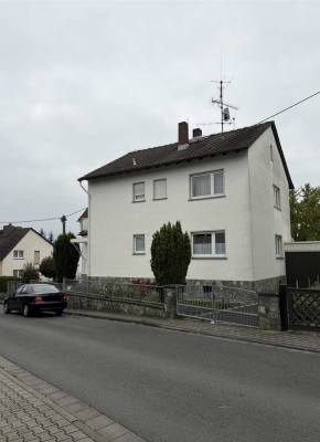 Freistehendes Einfamilienhaus in Flörsheim am Main / Weilbach – ruhig gelegen am Feldrand