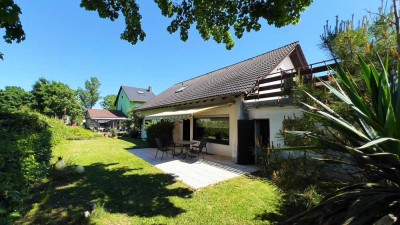 Freistehendes Einfamilienhaus mit Einliegerwohnung in Mannheim-Schönau