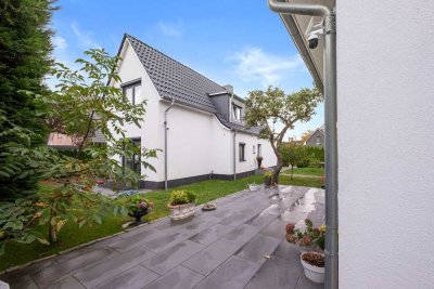 Stilvoll saniertes Einfamilienhaus mit Anbau, großzügigem Grundstück in Norderstedt Friedrichsgabe
