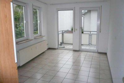 Helle, ruhige Wohnung für Einzelperson/Wochenendpendlerr
