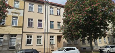schöne 2-Raum-Wohnung mit EBK